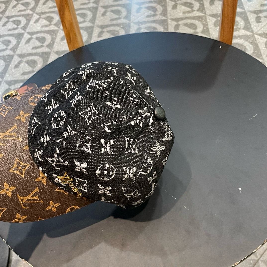 Louis Vuitton Caps